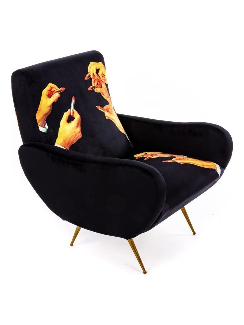 https://objectstorage.ap-seoul-1.oraclecloud.com/n/cnk6gaix2gpw/b/loqoqo-conv/o/seletti/toiletpaper-armchairs/toiletpaper-armchair-seletti-lipsticks-black.jpg
