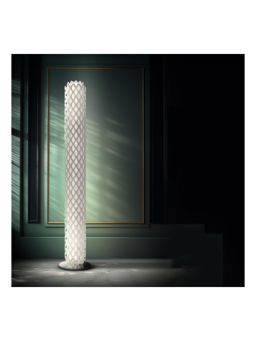 https://objectstorage.ap-seoul-1.oraclecloud.com/n/cnk6gaix2gpw/b/loqoqo-conv/o/slamp/slamp-charlotte-led-floor-lamp/145486.jpg