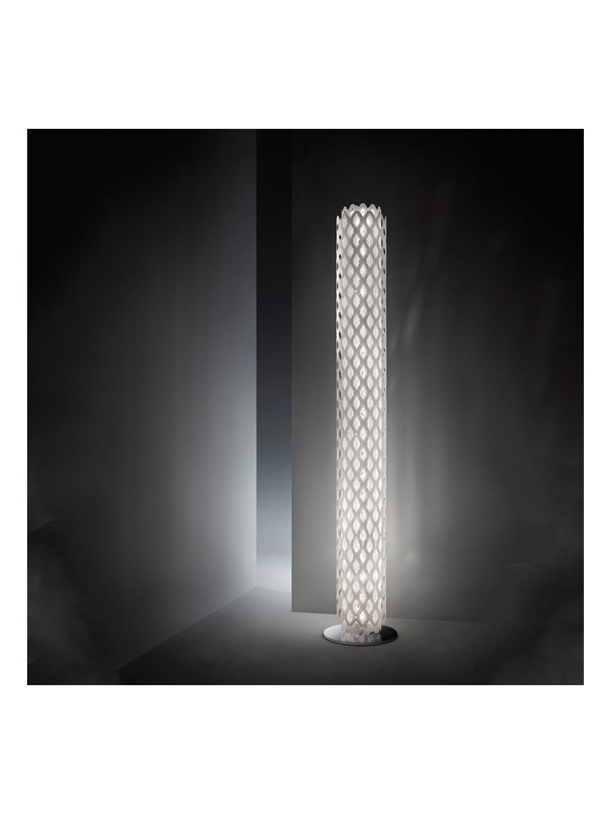 https://objectstorage.ap-seoul-1.oraclecloud.com/n/cnk6gaix2gpw/b/loqoqo-conv/o/slamp/slamp-charlotte-led-floor-lamp/145493.jpg