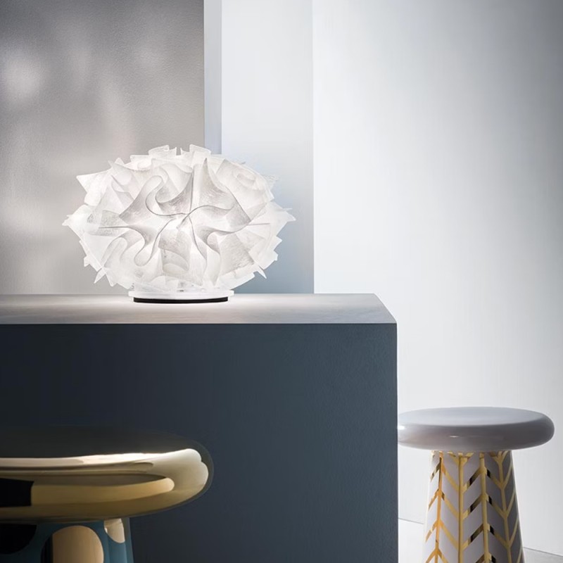 https://objectstorage.ap-seoul-1.oraclecloud.com/n/cnk6gaix2gpw/b/loqoqo-conv/o/slamp/slamp-veli-couture-table-lamp/121960.jpg
