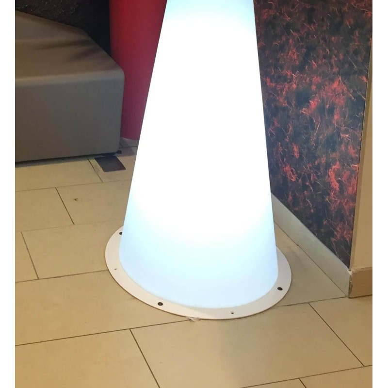 https://objectstorage.ap-seoul-1.oraclecloud.com/n/cnk6gaix2gpw/b/loqoqo-conv/o/slide-design/slide-pivot-luminous-floor-lamp/39111.jpg