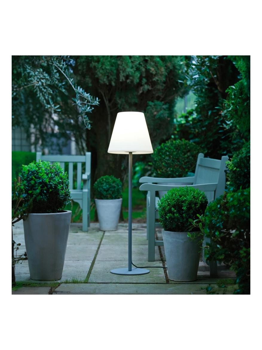 https://objectstorage.ap-seoul-1.oraclecloud.com/n/cnk6gaix2gpw/b/loqoqo-conv/o/sovil/lounge-outdoor-floor-lamp/159389.jpg