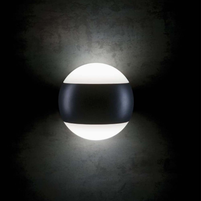 https://objectstorage.ap-seoul-1.oraclecloud.com/n/cnk6gaix2gpw/b/loqoqo-conv/o/sovil/world-led-biemission-wall-lamp-applique-in-aluminum-for-outdoor/41945.jpg