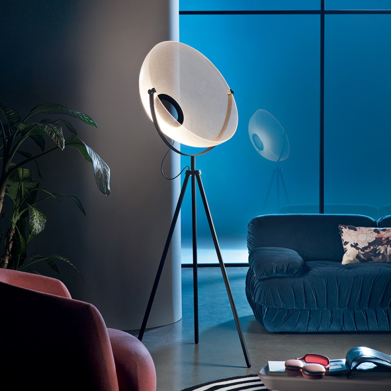 https://objectstorage.ap-seoul-1.oraclecloud.com/n/cnk6gaix2gpw/b/loqoqo-conv/o/stilnovo/demi-moon-led-floor-lamp/125663.jpg