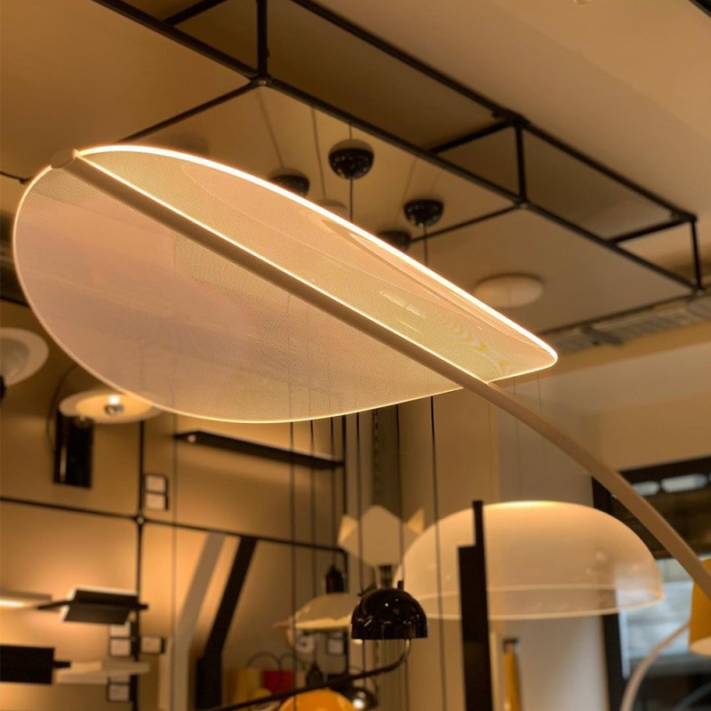 https://objectstorage.ap-seoul-1.oraclecloud.com/n/cnk6gaix2gpw/b/loqoqo-conv/o/stilnovo/diphy-curved-led-floor-lamp/77849.jpg