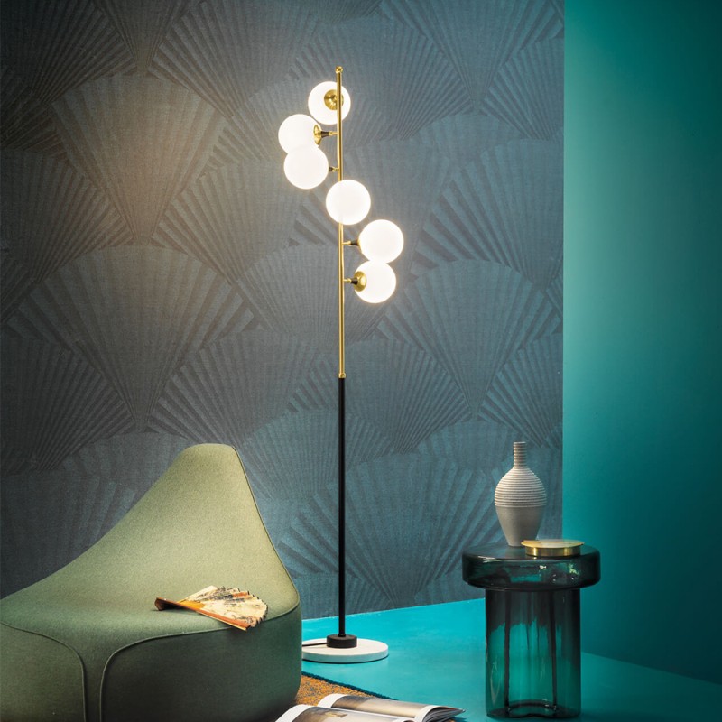 https://objectstorage.ap-seoul-1.oraclecloud.com/n/cnk6gaix2gpw/b/loqoqo-conv/o/stilnovo/galassia-floor-lamp-in-glass-and-base-in-carrara-marble/79581.jpg