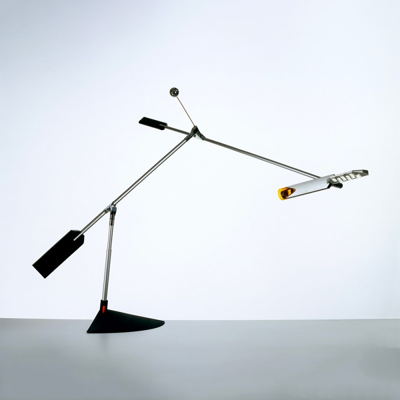 https://objectstorage.ap-seoul-1.oraclecloud.com/n/cnk6gaix2gpw/b/loqoqo-conv/o/stilnovo/halley-led-table-lamp/125588.jpg