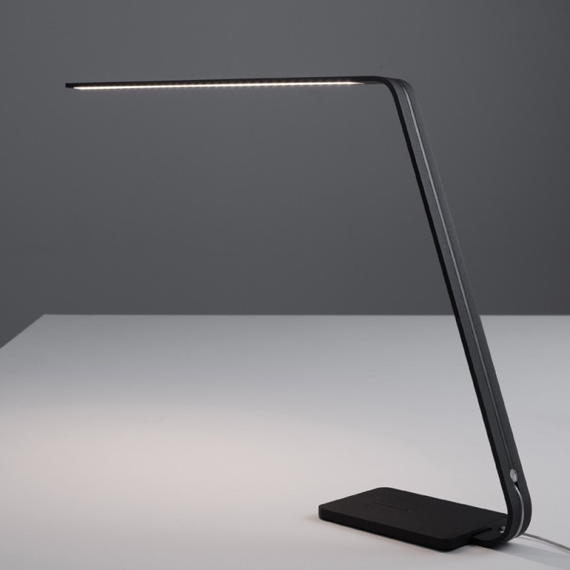 https://objectstorage.ap-seoul-1.oraclecloud.com/n/cnk6gaix2gpw/b/loqoqo-conv/o/stilnovo/lama-led-table-lamp/73722.jpg