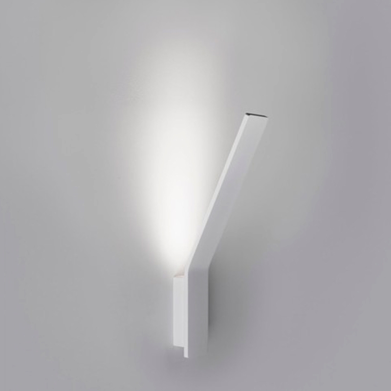 https://objectstorage.ap-seoul-1.oraclecloud.com/n/cnk6gaix2gpw/b/loqoqo-conv/o/stilnovo/lama-wall-lamp/170014.jpg