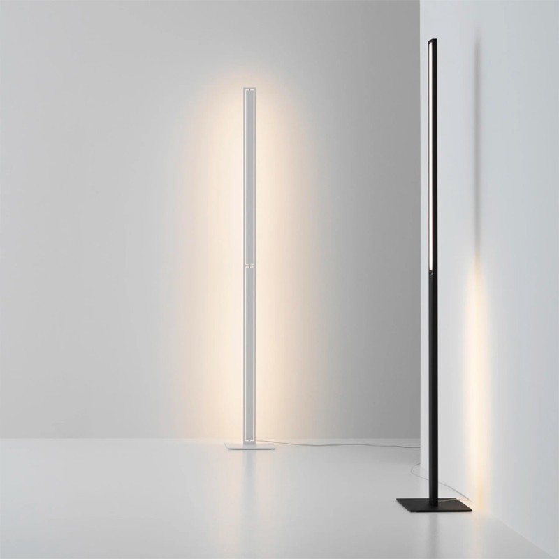 https://objectstorage.ap-seoul-1.oraclecloud.com/n/cnk6gaix2gpw/b/loqoqo-conv/o/stilnovo/tablet-floor-lamp/115745.jpg