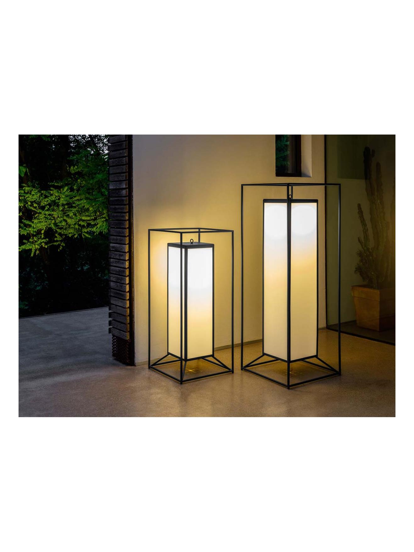 https://objectstorage.ap-seoul-1.oraclecloud.com/n/cnk6gaix2gpw/b/loqoqo-conv/o/talenti/cleo-h-66-outdoor-lantern-graphite/cleo-h66-lantern-talenti-4.jpg