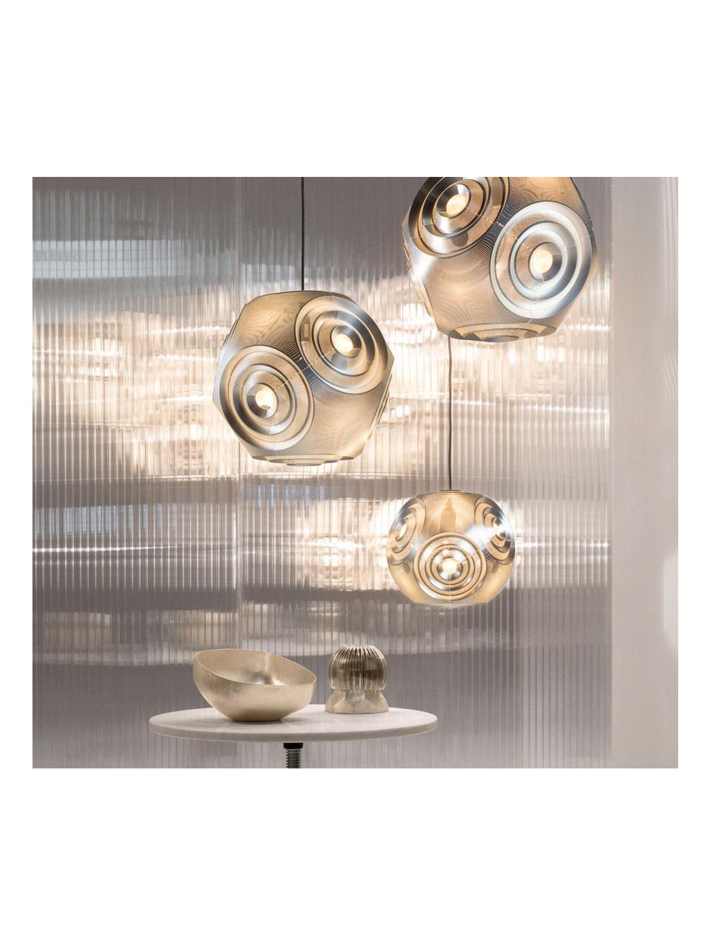 https://objectstorage.ap-seoul-1.oraclecloud.com/n/cnk6gaix2gpw/b/loqoqo-conv/o/tom-dixon/curve-suspension-lamp-45/4_7_82_2_1.jpg