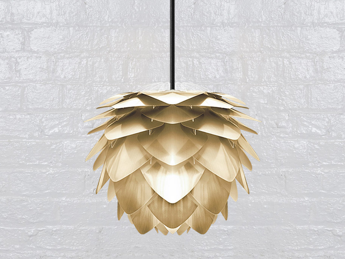 https://objectstorage.ap-seoul-1.oraclecloud.com/n/cnk6gaix2gpw/b/loqoqo-conv/o/umage/silvia-mini-suspension-lamp/silvia_mini_brass.jpg