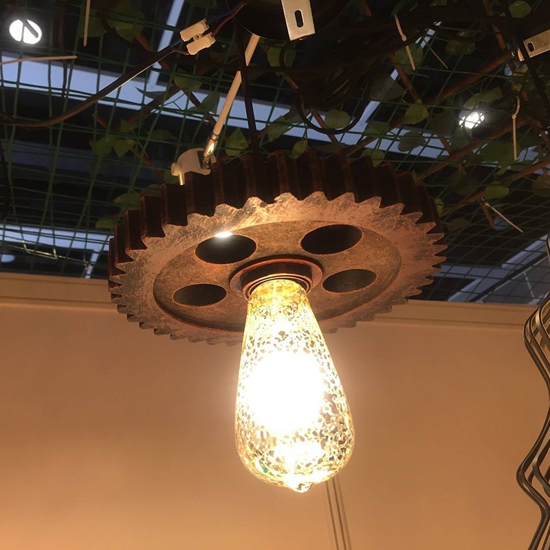 https://objectstorage.ap-seoul-1.oraclecloud.com/n/cnk6gaix2gpw/b/loqoqo-conv/o/underground-vintage/ceiling-pendant-lamp-e-27-copper-vintage-gear-cog/12991.jpg