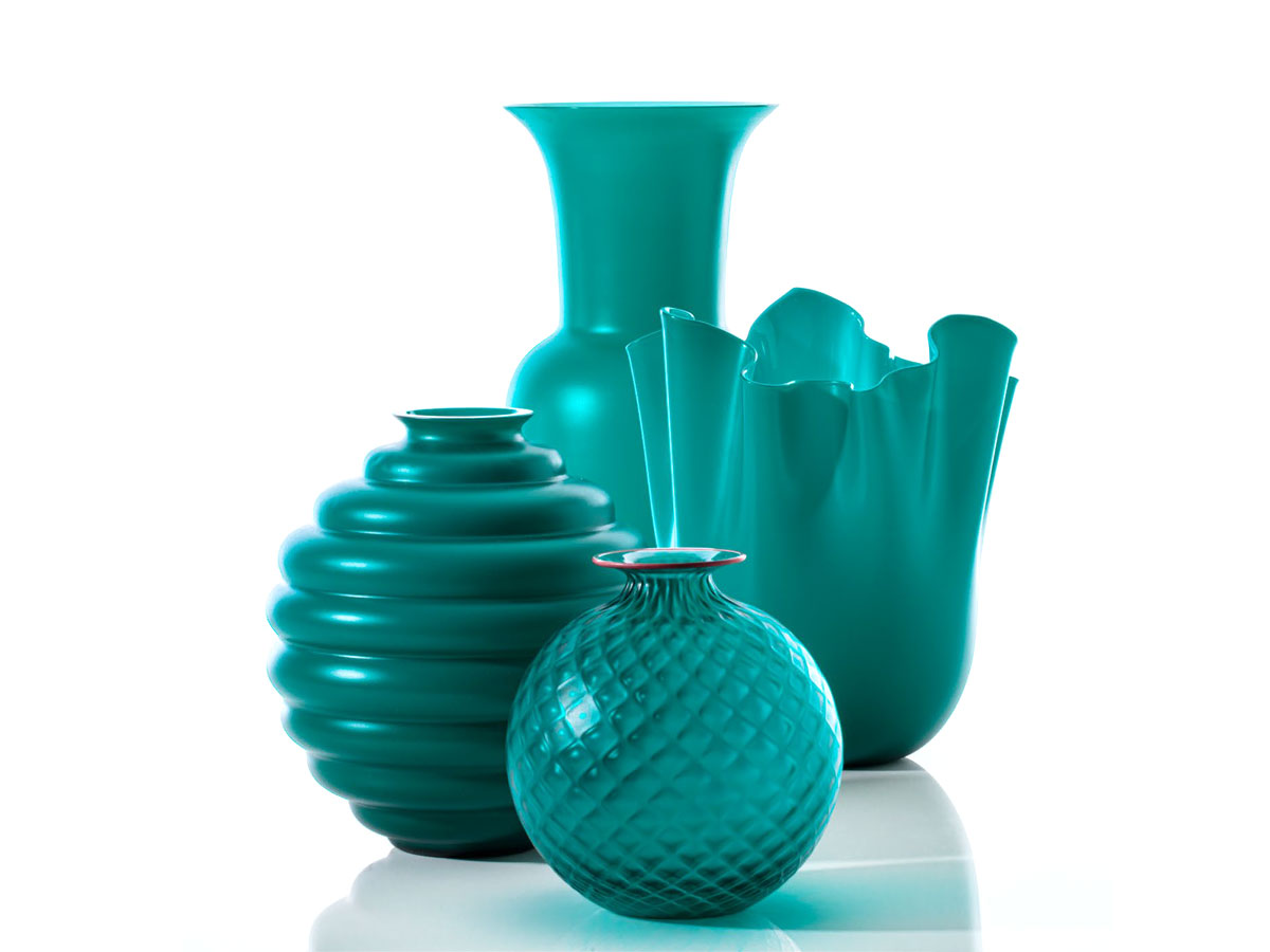 https://objectstorage.ap-seoul-1.oraclecloud.com/n/cnk6gaix2gpw/b/loqoqo-conv/o/venini/deco-707-10-magenta-vase-opalino-glossy/paraiba-venini.jpg
