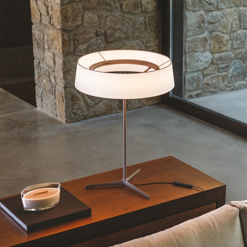 https://objectstorage.ap-seoul-1.oraclecloud.com/n/cnk6gaix2gpw/b/loqoqo-conv/o/vibia/dama-table-lamp/173422.jpg