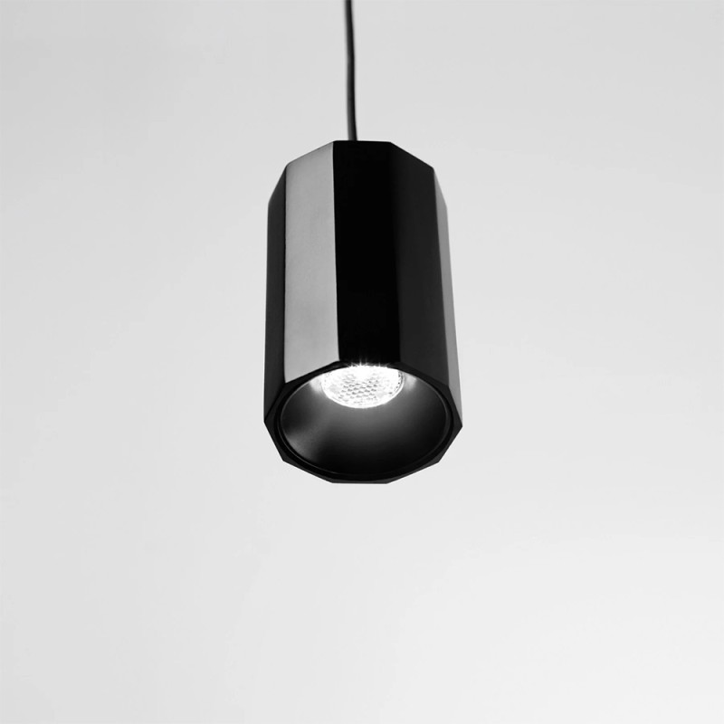 https://objectstorage.ap-seoul-1.oraclecloud.com/n/cnk6gaix2gpw/b/loqoqo-conv/o/vibia/wireflow-square-suspension-lamp/102643.jpg
