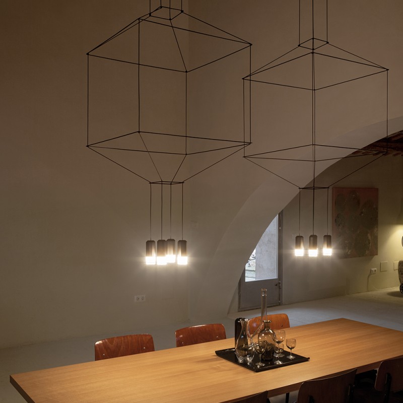 https://objectstorage.ap-seoul-1.oraclecloud.com/n/cnk6gaix2gpw/b/loqoqo-conv/o/vibia/wireflow-square-suspension-lamp/102672.jpg
