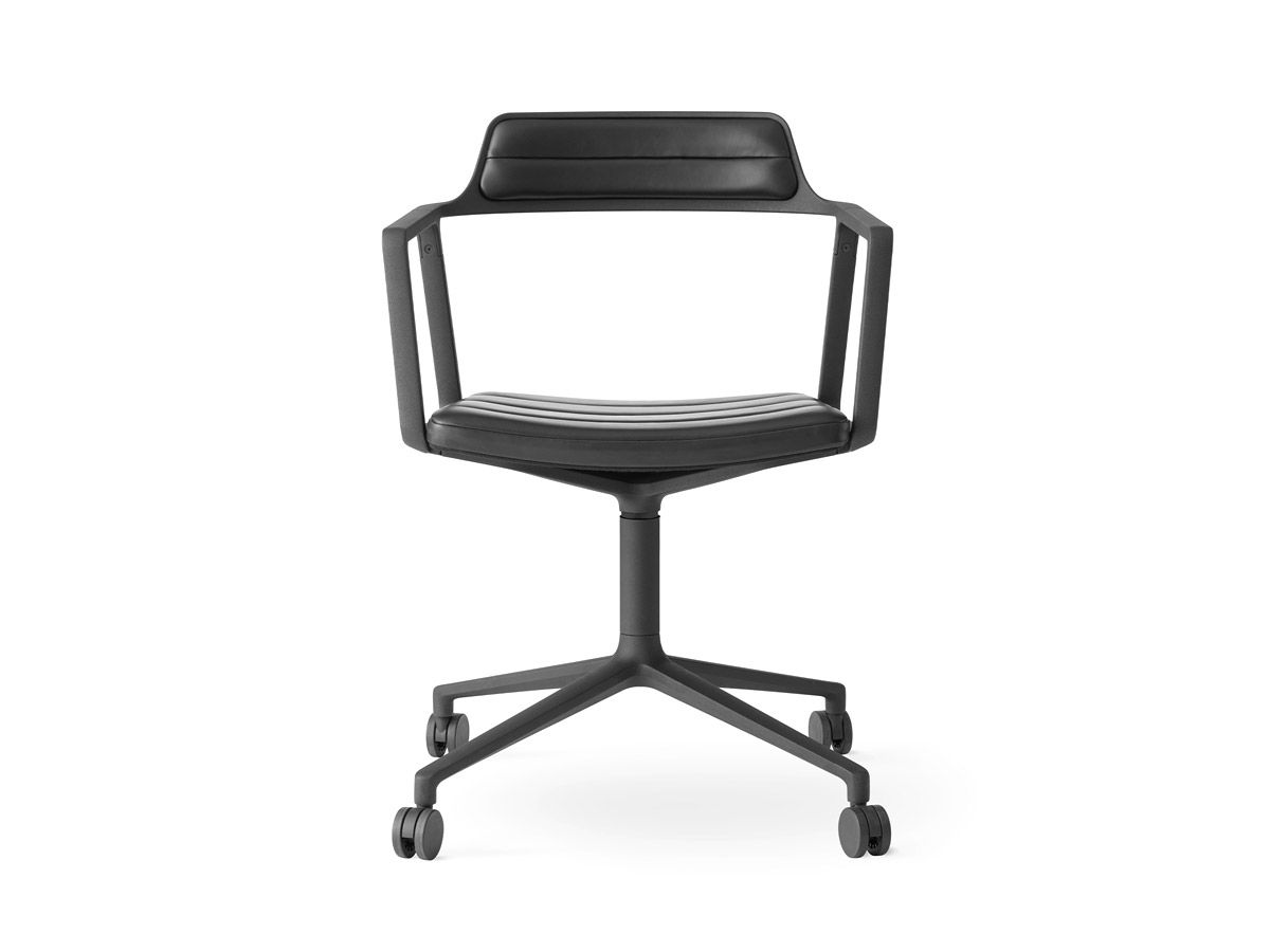 Vipp452 Swivel Chair With Castors