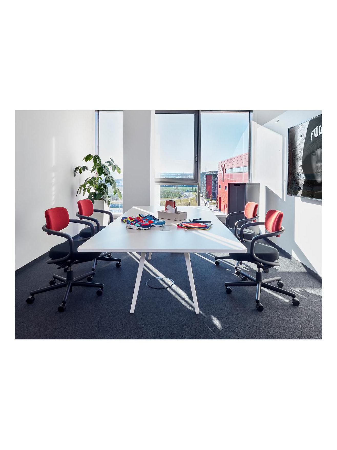 https://objectstorage.ap-seoul-1.oraclecloud.com/n/cnk6gaix2gpw/b/loqoqo-conv/o/vitra/allstar-office-swivel-chair/de0597f6-be24-40f0-b4c4-7946ea46a3d3.jpg