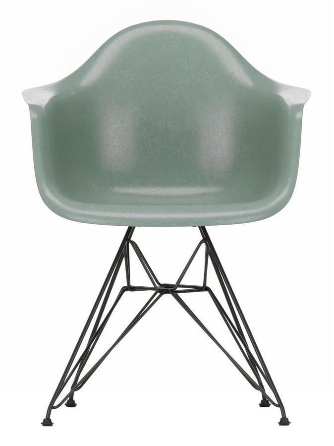 https://objectstorage.ap-seoul-1.oraclecloud.com/n/cnk6gaix2gpw/b/loqoqo-conv/o/vitra/eames-fiberglass-armchair-dar/8771cc82-9d9b-4810-8d02-32031342c5fc.jpg
