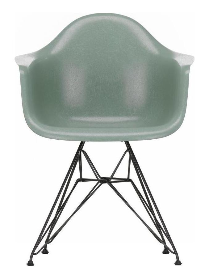 Eames Fiberglass Armchair DAR