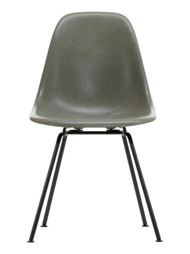 Eames Fiberglass Chair DSX