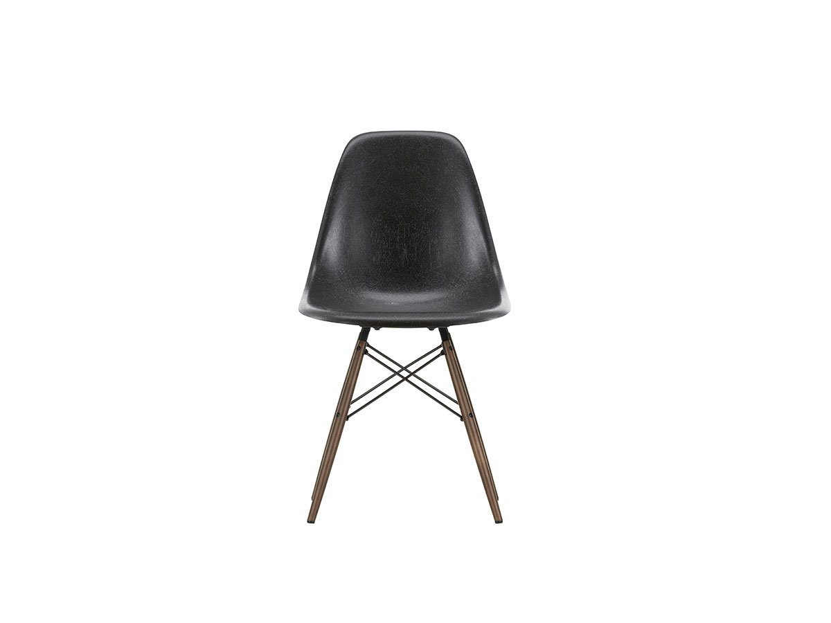 https://objectstorage.ap-seoul-1.oraclecloud.com/n/cnk6gaix2gpw/b/loqoqo-conv/o/vitra/eames-fiberglass-side-chair-dsw-dark-maple/eames_fiberglass_dark_maple_elephant-hide-grey-vitra.jpg