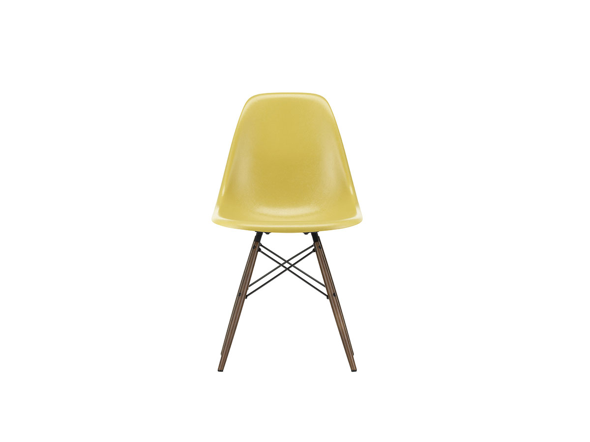 https://objectstorage.ap-seoul-1.oraclecloud.com/n/cnk6gaix2gpw/b/loqoqo-conv/o/vitra/eames-fiberglass-side-chair-dsw-dark-maple/eames_fiberglass_dark_maple_ochre-light-vitra.jpg