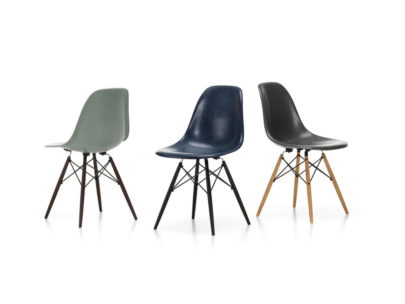 https://objectstorage.ap-seoul-1.oraclecloud.com/n/cnk6gaix2gpw/b/loqoqo-conv/o/vitra/eames-fiberglass-side-chair-dsw-golden-maple/dsw_1_2.jpg