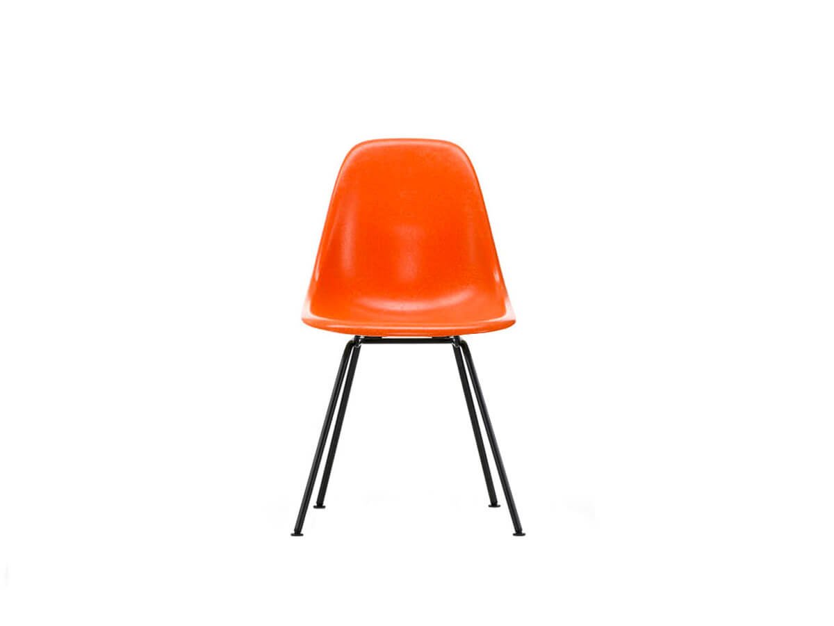 https://objectstorage.ap-seoul-1.oraclecloud.com/n/cnk6gaix2gpw/b/loqoqo-conv/o/vitra/eames-fiberglass-side-chair-dsx-basic-dark/eames-fiberglass-side-chair--03-eames-red-orange.jpg