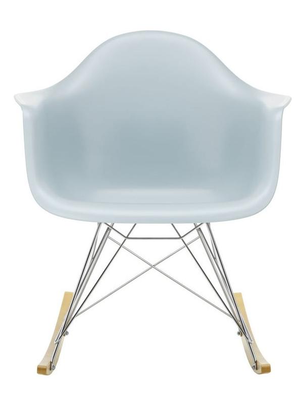 https://objectstorage.ap-seoul-1.oraclecloud.com/n/cnk6gaix2gpw/b/loqoqo-conv/o/vitra/eames-plastic-rar-rocking-chair-golden-maple-chrome-23-ice-grey/eames-plastic-armchair-rar---23-ice-grey---01-chrome-02-golden-maple_10.jpg
