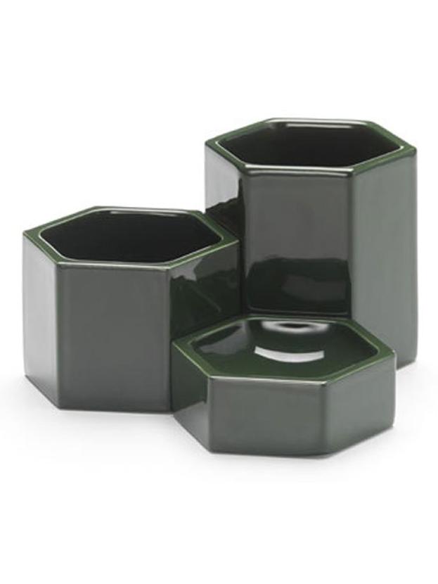 https://objectstorage.ap-seoul-1.oraclecloud.com/n/cnk6gaix2gpw/b/loqoqo-conv/o/vitra/hexagonal-containers-set-3/hexagonal-containers-green-vitra.jpg