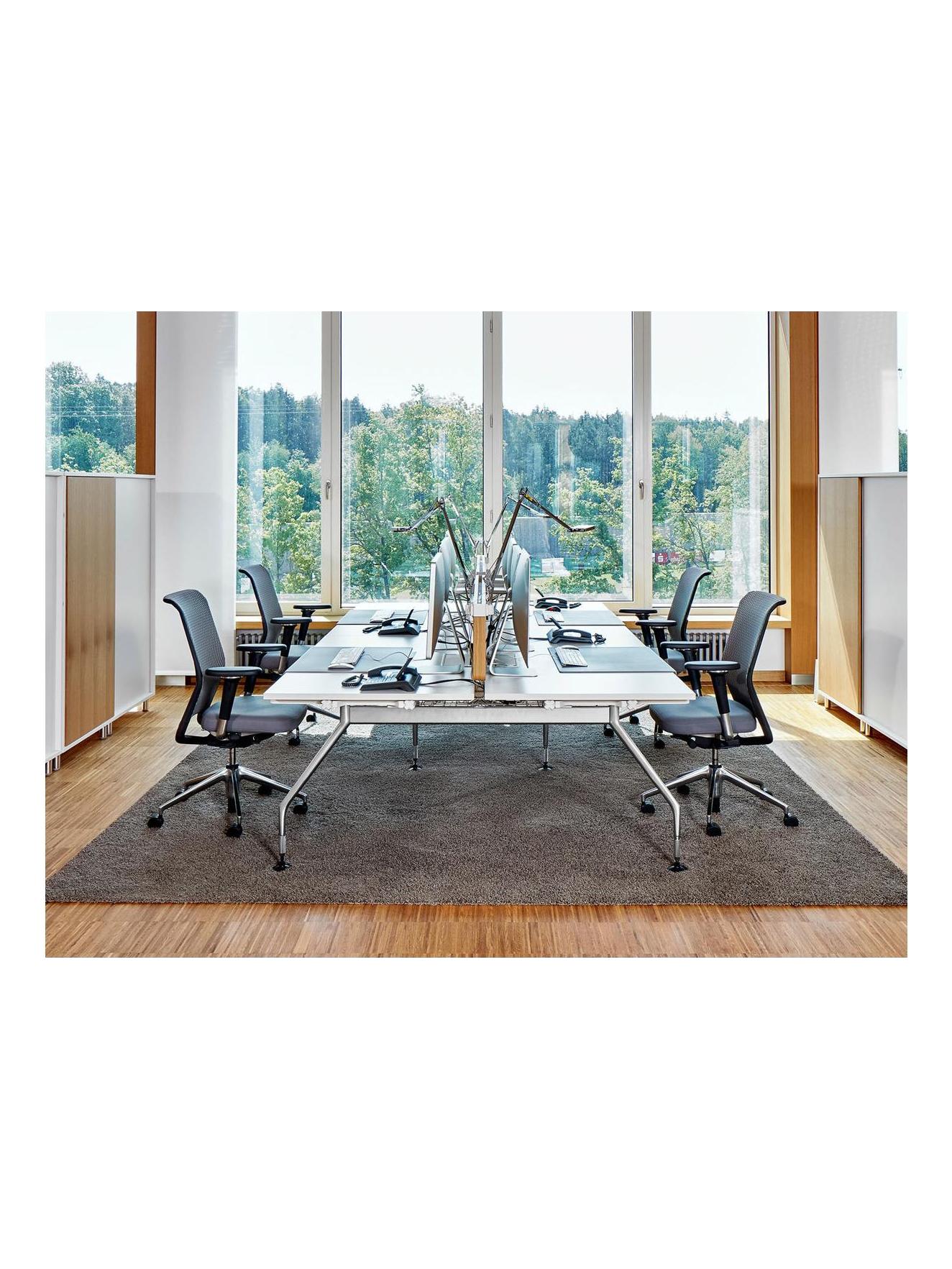 https://objectstorage.ap-seoul-1.oraclecloud.com/n/cnk6gaix2gpw/b/loqoqo-conv/o/vitra/id-mesh-office-chair-plano-73-black-coconut-diamond-mesh-67-asphalt/id-mesh-chair-2-vitra_1.jpg