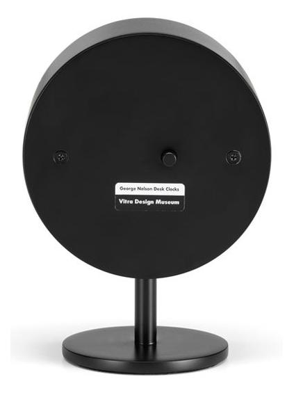 https://objectstorage.ap-seoul-1.oraclecloud.com/n/cnk6gaix2gpw/b/loqoqo-conv/o/vitra/night-desk-clock-black/desk-clocks---night-clockvitra-3.jpg
