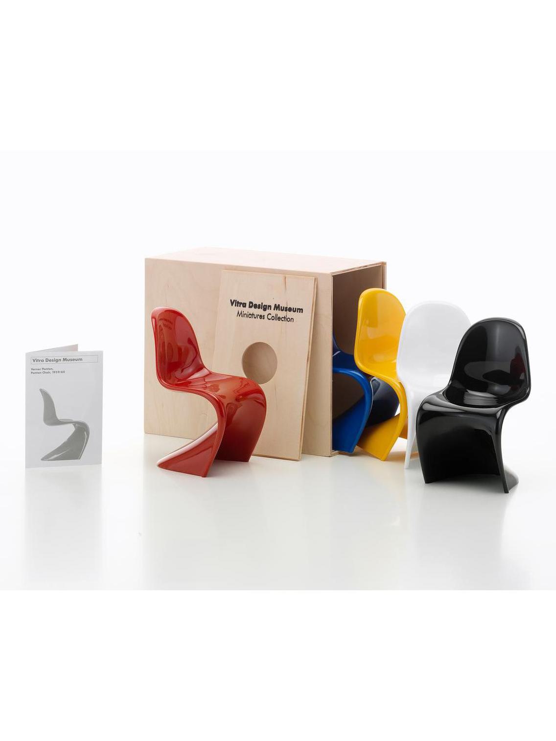 https://objectstorage.ap-seoul-1.oraclecloud.com/n/cnk6gaix2gpw/b/loqoqo-conv/o/vitra/panton-chairs-miniature-set-of-5/9960e0ca-c912-4f4d-b418-c51ef10c71d9.jpg