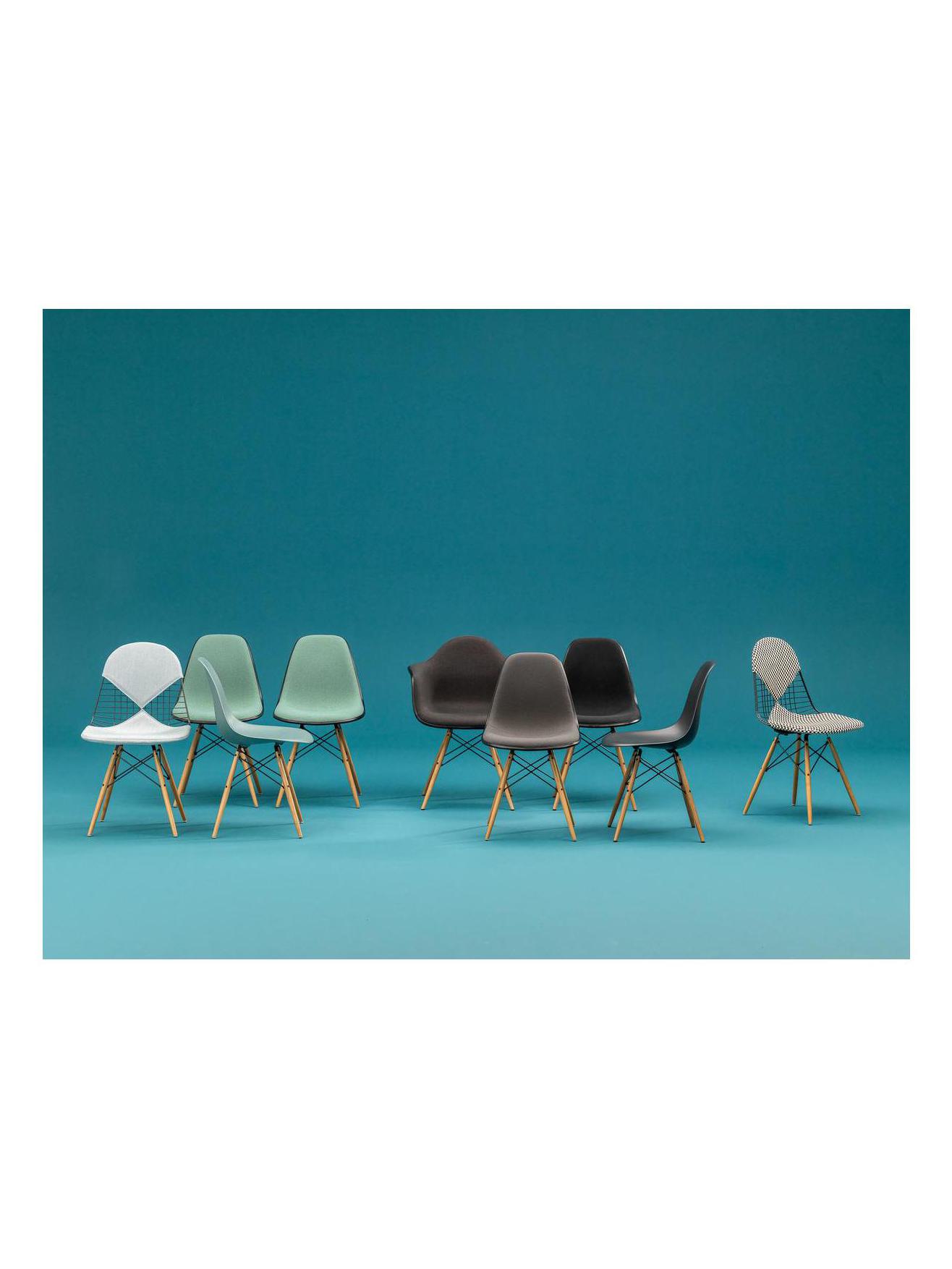https://objectstorage.ap-seoul-1.oraclecloud.com/n/cnk6gaix2gpw/b/loqoqo-conv/o/vitra/wire-chair-dkw/2d7d3930-3f95-4ec9-bb07-8074ce19c2b1.jpg