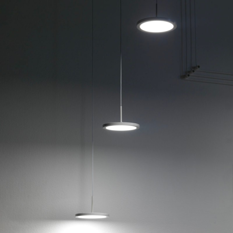 https://objectstorage.ap-seoul-1.oraclecloud.com/n/cnk6gaix2gpw/b/loqoqo-conv/o/vivida-international/vivida-mystery-6-led-suspension-lamp/118230.jpg