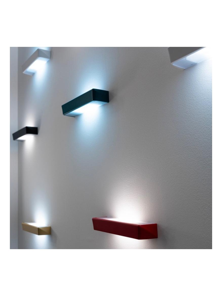 https://objectstorage.ap-seoul-1.oraclecloud.com/n/cnk6gaix2gpw/b/loqoqo-conv/o/vivida/hantera-led-wall-lamp/152244.jpg