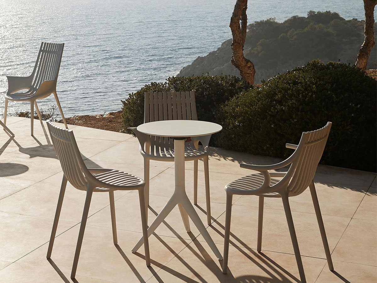 https://objectstorage.ap-seoul-1.oraclecloud.com/n/cnk6gaix2gpw/b/loqoqo-conv/o/vondom/ibiza-chair-with-arms/ibiza-contesto-chair-with-arms.jpg