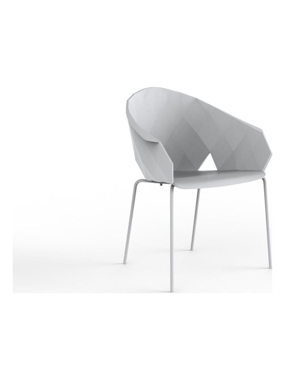 https://objectstorage.ap-seoul-1.oraclecloud.com/n/cnk6gaix2gpw/b/loqoqo-conv/o/vondom/vases-chair/vases-chair-vondom-white.jpg