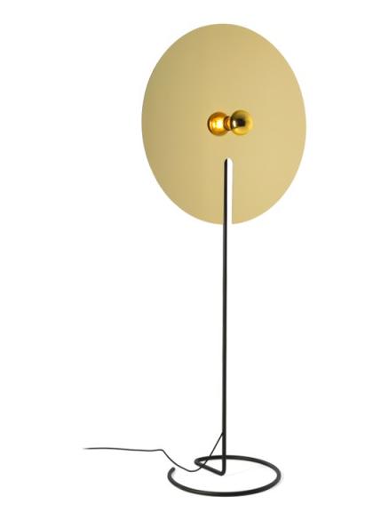 https://objectstorage.ap-seoul-1.oraclecloud.com/n/cnk6gaix2gpw/b/loqoqo-conv/o/wever-and-ducre/mirro-3-0-floor-lamp/118725.jpg