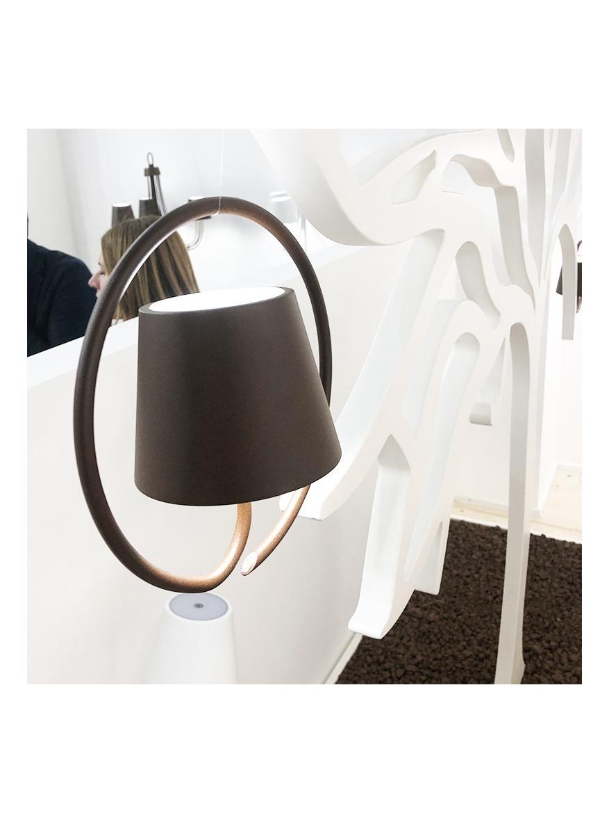 https://objectstorage.ap-seoul-1.oraclecloud.com/n/cnk6gaix2gpw/b/loqoqo-conv/o/zafferano/poldina-dark-gray-pendant-battery-hanging-led-lamp/23865.jpg