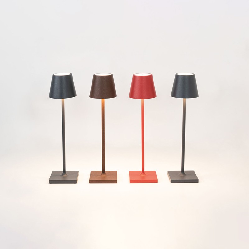 https://objectstorage.ap-seoul-1.oraclecloud.com/n/cnk6gaix2gpw/b/loqoqo-conv/o/zafferano/poldina-micro-pro-led-rechargeable-lamp/81706.jpg