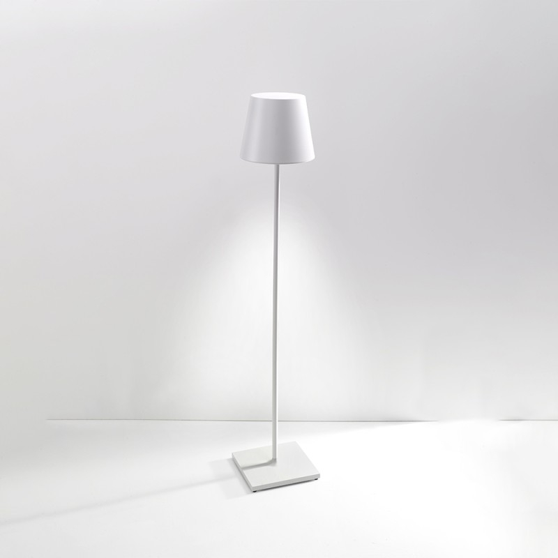 https://objectstorage.ap-seoul-1.oraclecloud.com/n/cnk6gaix2gpw/b/loqoqo-conv/o/zafferano/poldina-pro-xxl-led-battery-lamp/65586.jpg