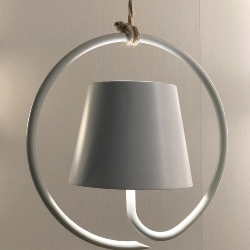 https://objectstorage.ap-seoul-1.oraclecloud.com/n/cnk6gaix2gpw/b/loqoqo-conv/o/zafferano/poldina-white-pendant-battery-hanging-led-lamp/65556.jpg