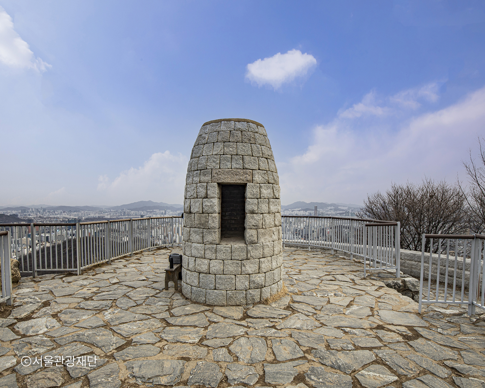 안산(서울)