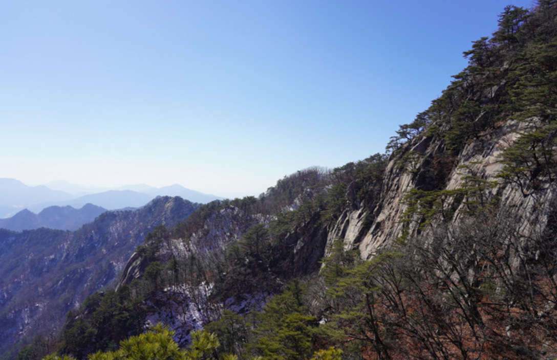 운악산