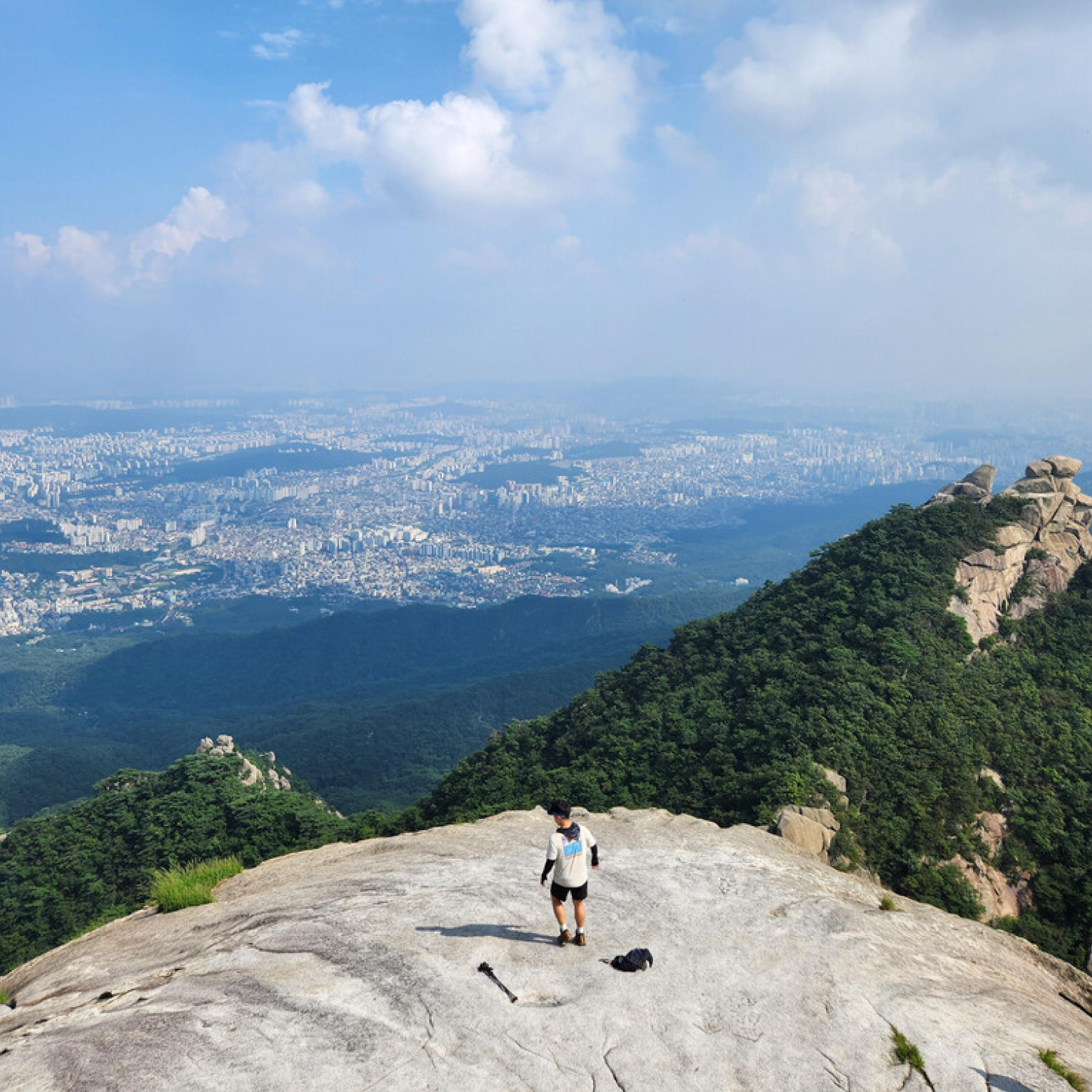 마당바위